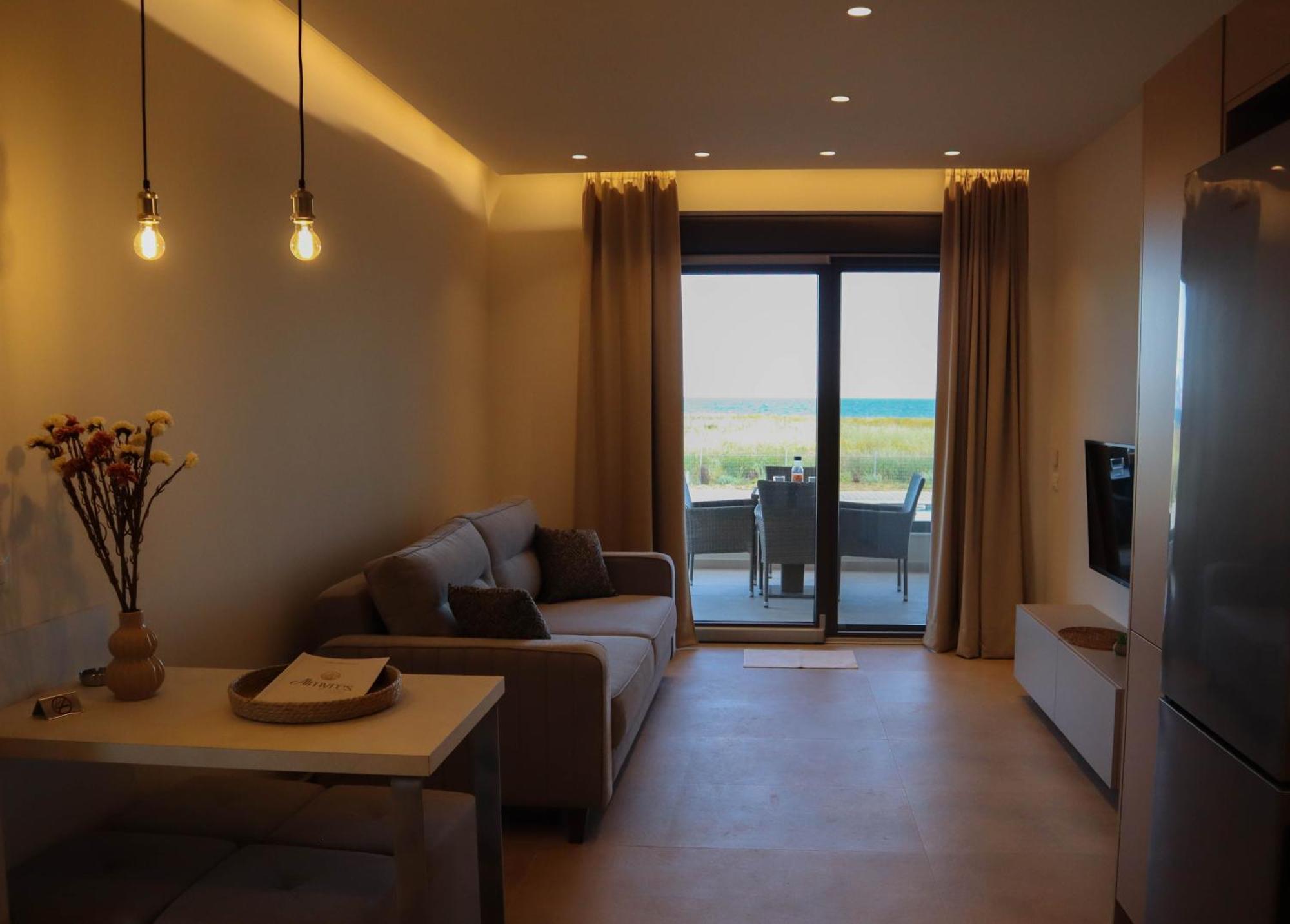Almyres Luxurious Residences Míloi Eksteriør billede
